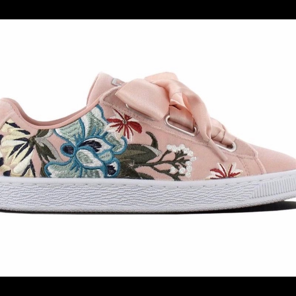 PUMA Women's Basket Heart Hyper Womens Size 10